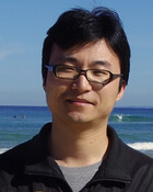 Zhiguang Feng headshot