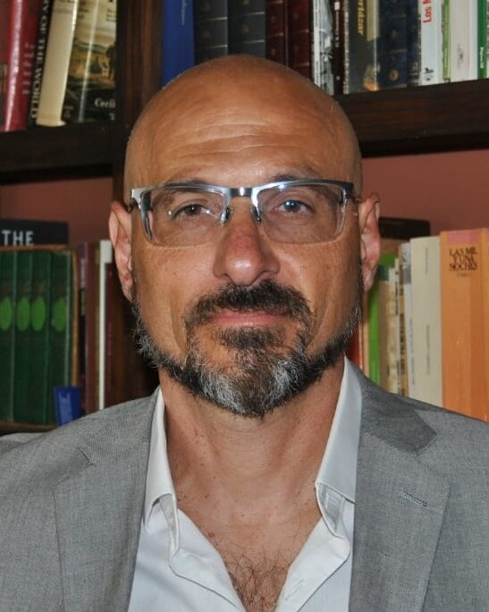 Alejandro Gonzalez headshot