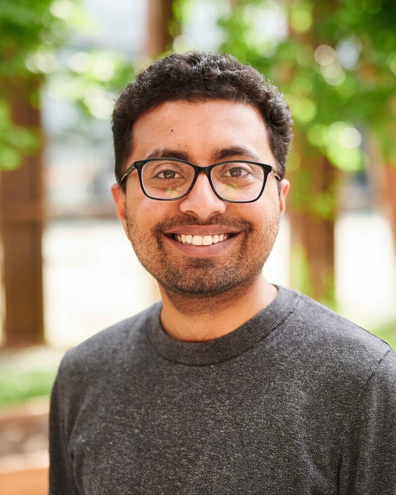 Ashish Cherukuri headshot
