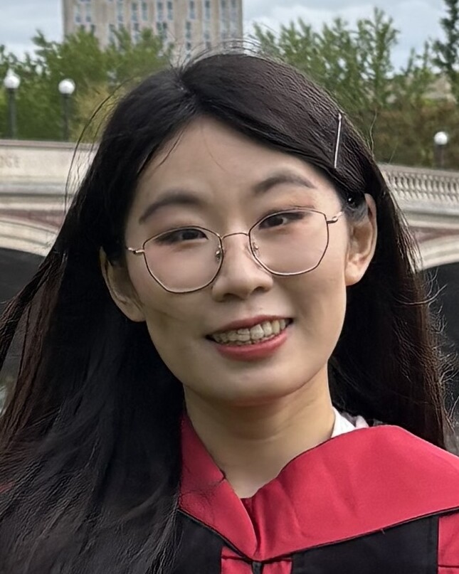 Runyu (Cathy) Zhang headshot