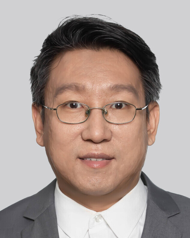 Tao Li headshot