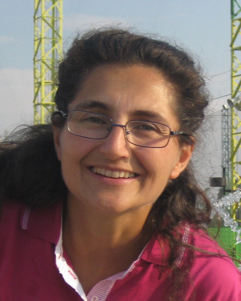Laura Menini photo