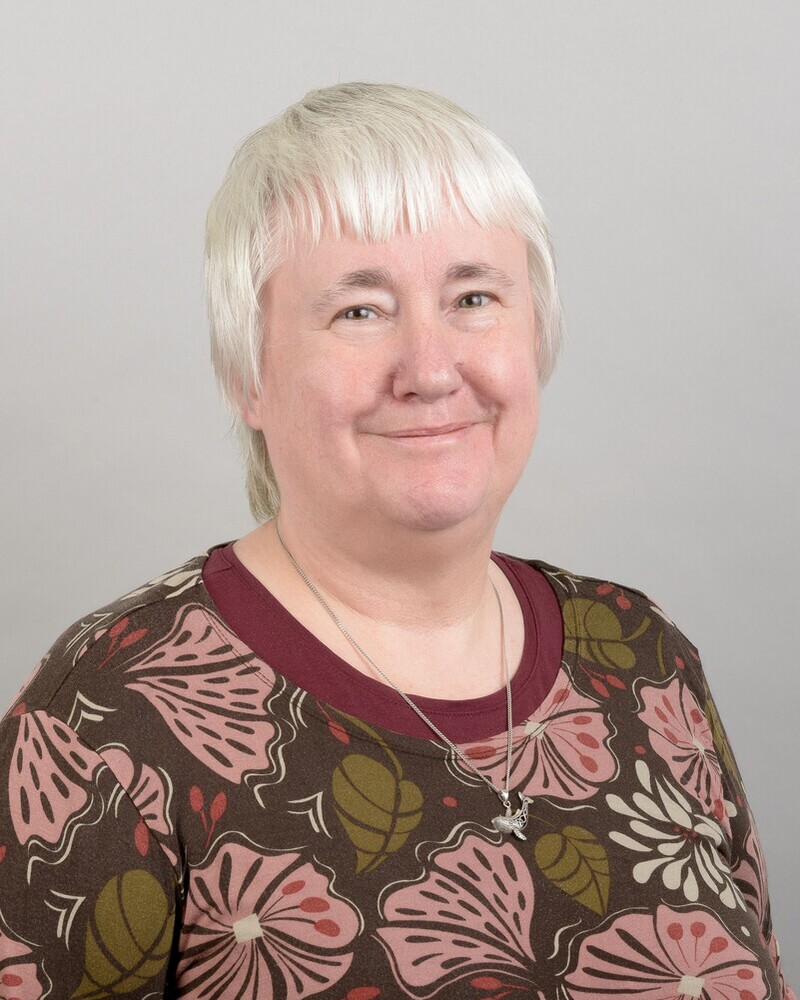 Sarah Spurgeon headshot