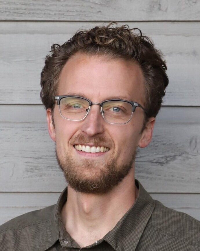 Philip Brown headshot