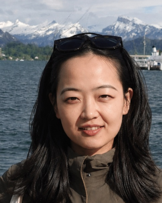 Xinxin Zhang headshot
